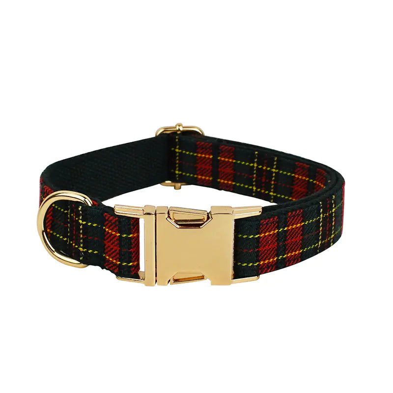Cole's Plaid Christmas Pet Collar & Leash